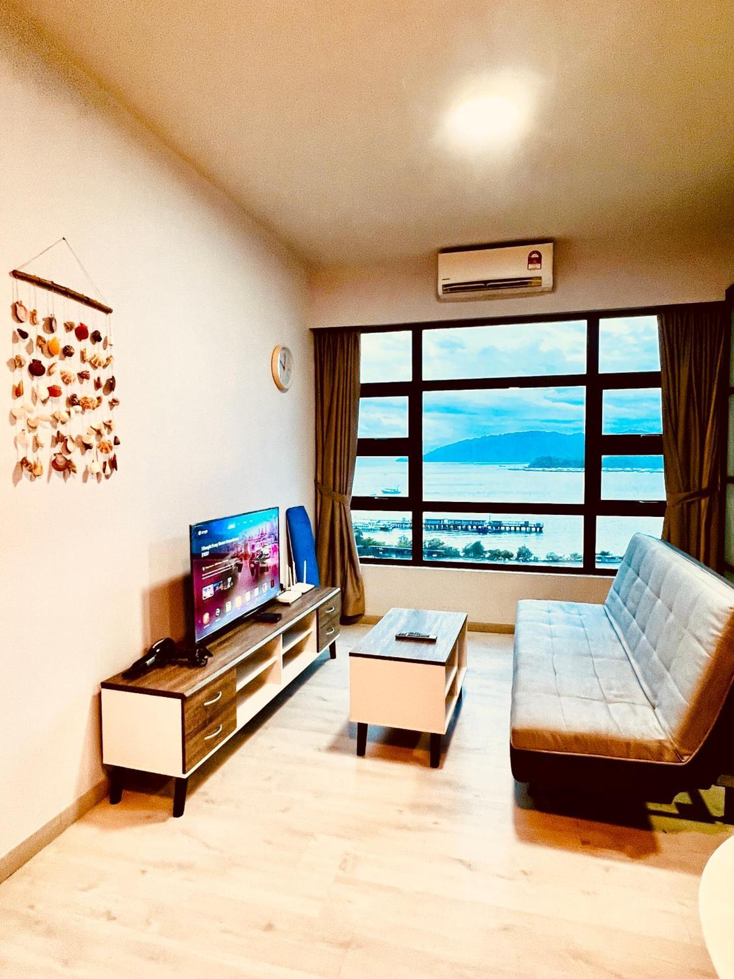 Maison Life 小居屋 Jesselton Quay Citypads Kota Kinabalu Exterior photo